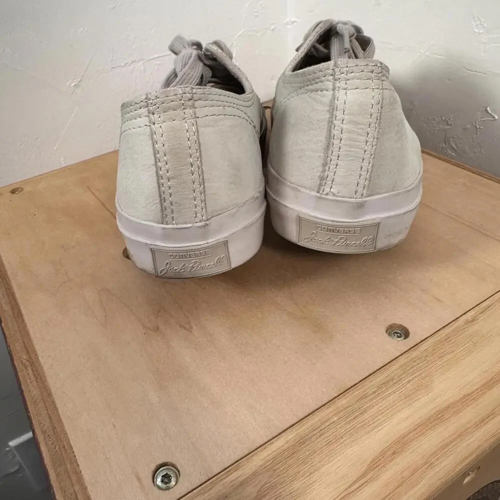 Converse Jack Purcell low-top leather sneakers‎ in Grey/Beige  7.5